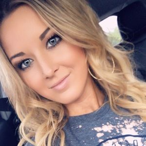 Meet your Posher, Marina